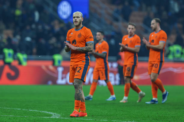 综合考虑两 综合考虑两