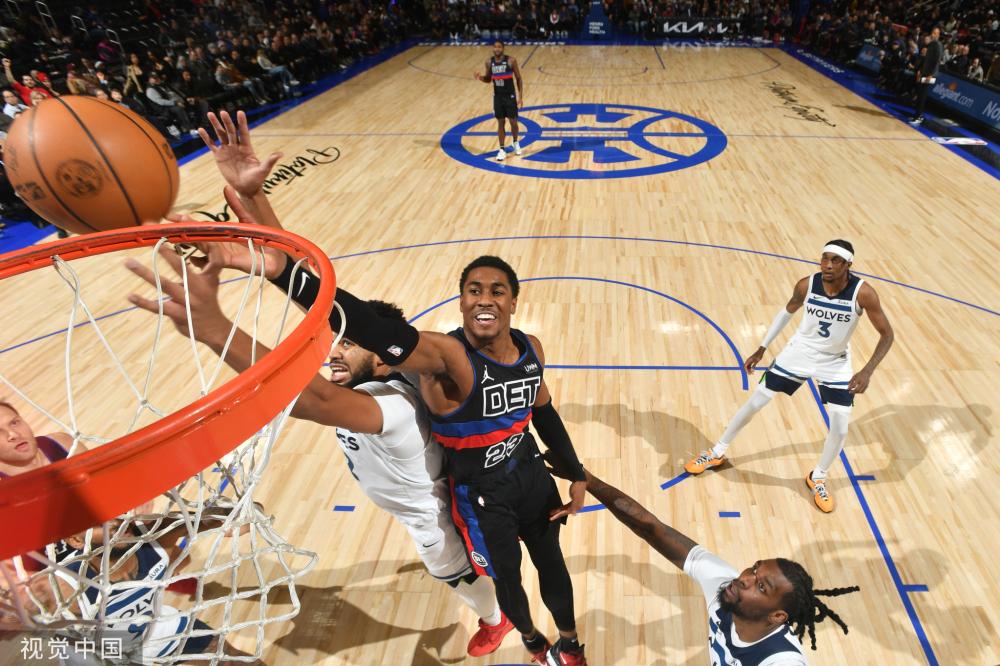 吸引了来自 吸引了来自